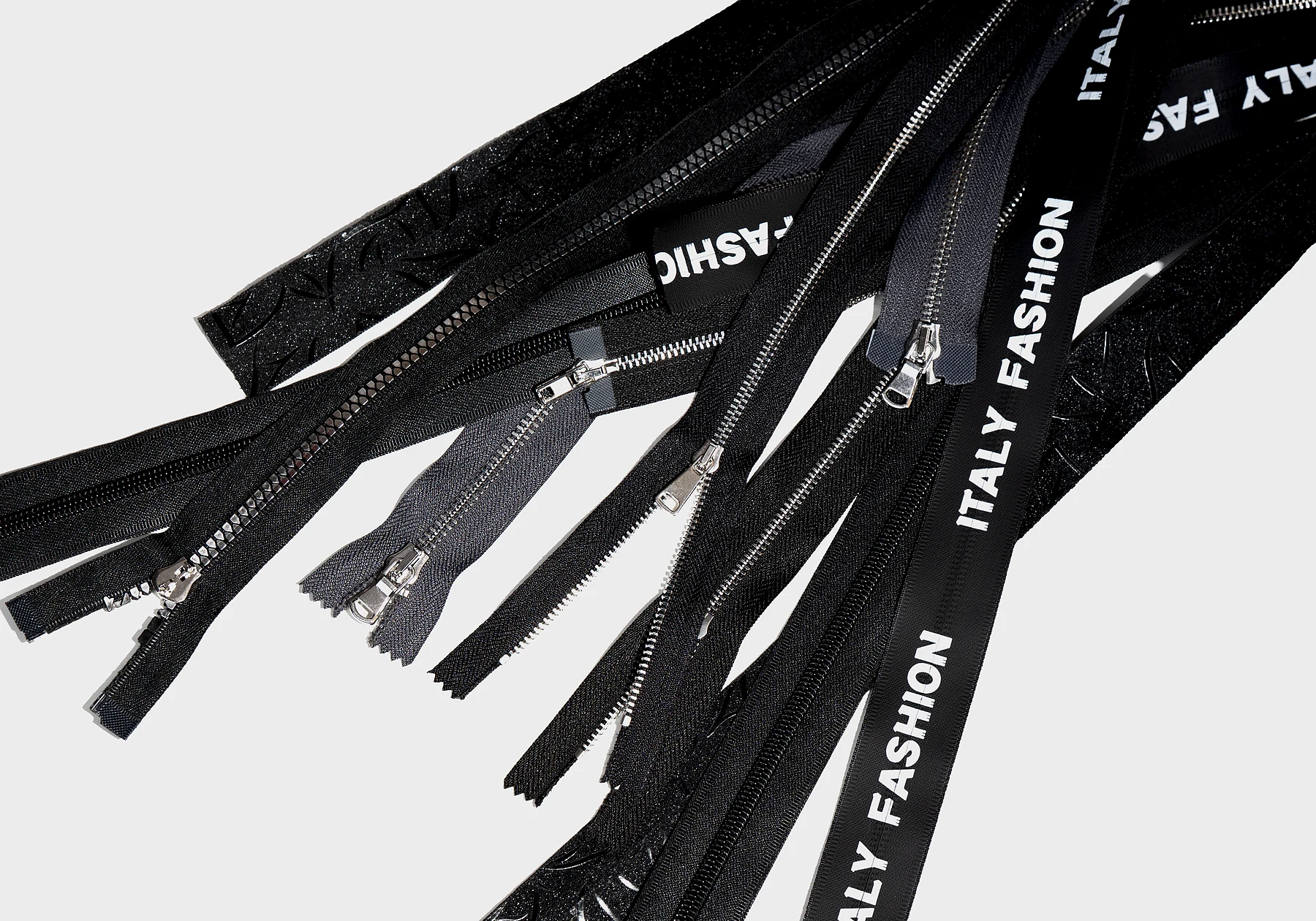 Selezione tecnica di cerniere e nastri neri MH Zipper